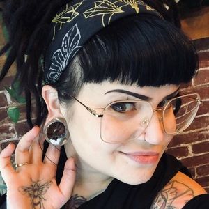 Meet your Posher, Bridgette